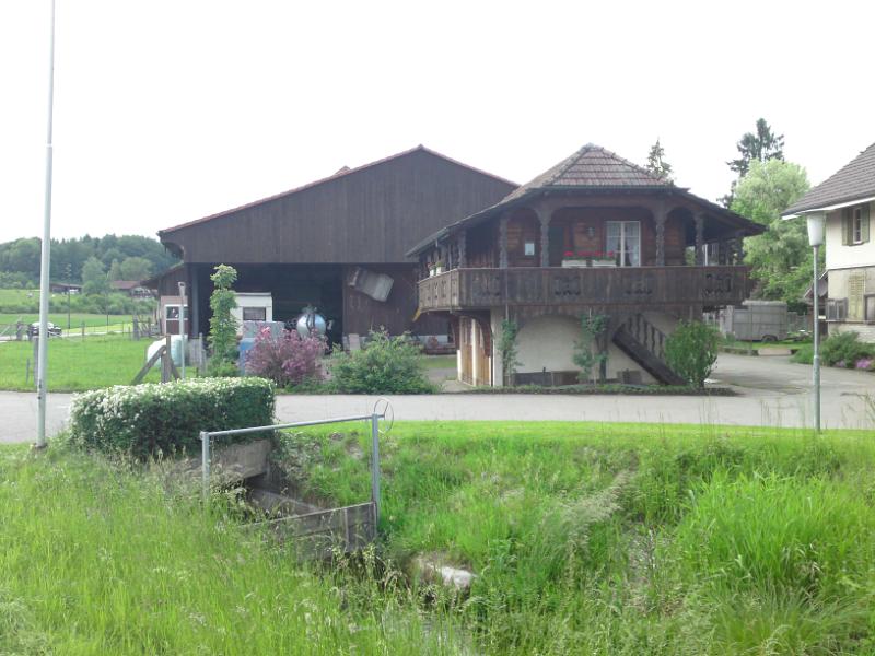 DSC01578.JPG - Und wieder so ein schickes kleines Haus