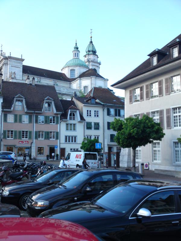 DSC01592.JPG - St. Ursen im Hintergrund