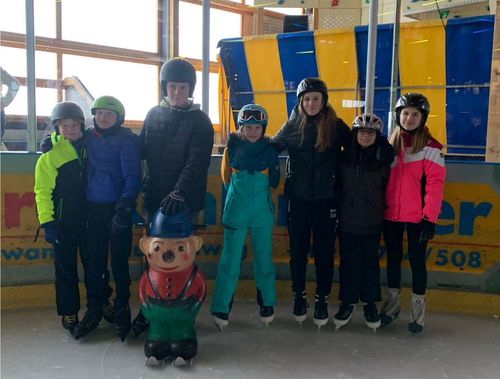 Ausflug Eislaufen Herrischried 2022 Seite 1